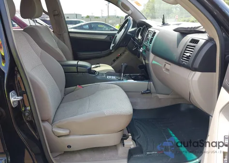 2006 Toyota 4Runner Sr5 V6 z USA, uszkodzony, nr VIN JTEBU14R860087744